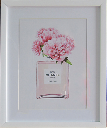 Floral & Stilllife : Pink Chanel with Flower